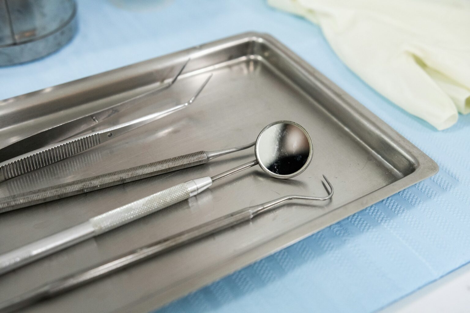 Benefits of Implant-Supported Dentures for a Confident, Comfortable Smile